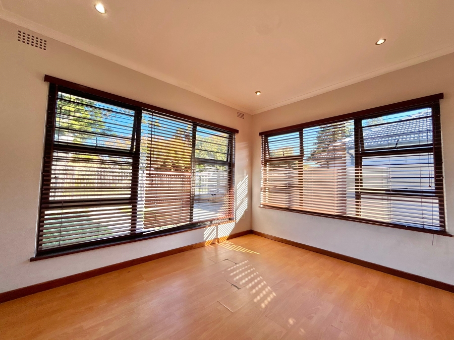 To Let 3 Bedroom Property for Rent in Ottery Western Cape